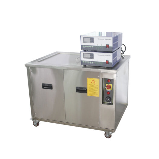 Ultrasonic tank for industrial cleaning