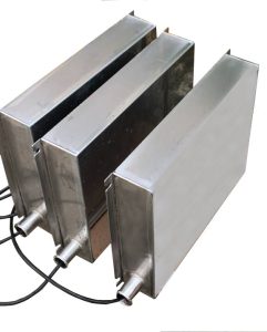 Ultrasonic immersible transducers plates