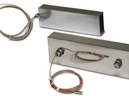 Immersible ultrasonic cleaners